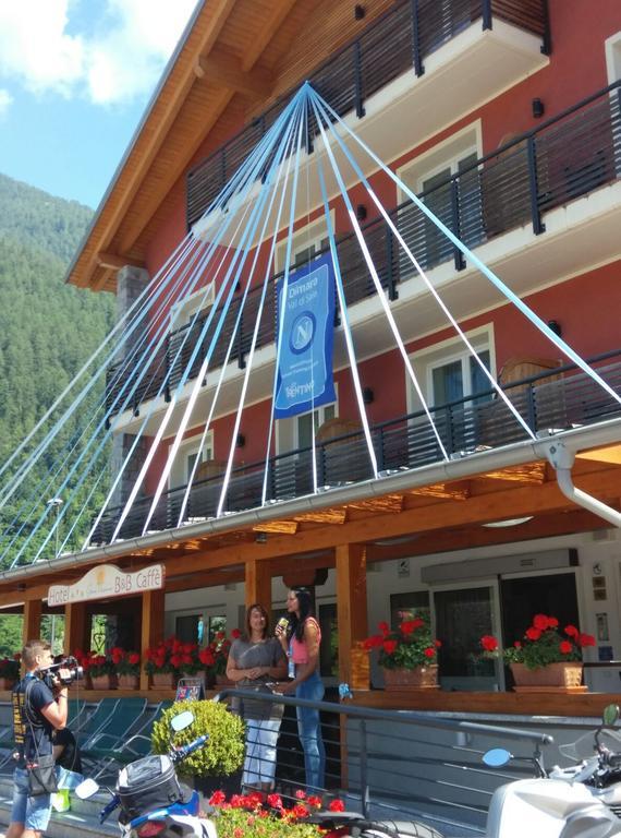 Hotel Gran Vacanze Rooms & Apartments Dimaro Exteriér fotografie